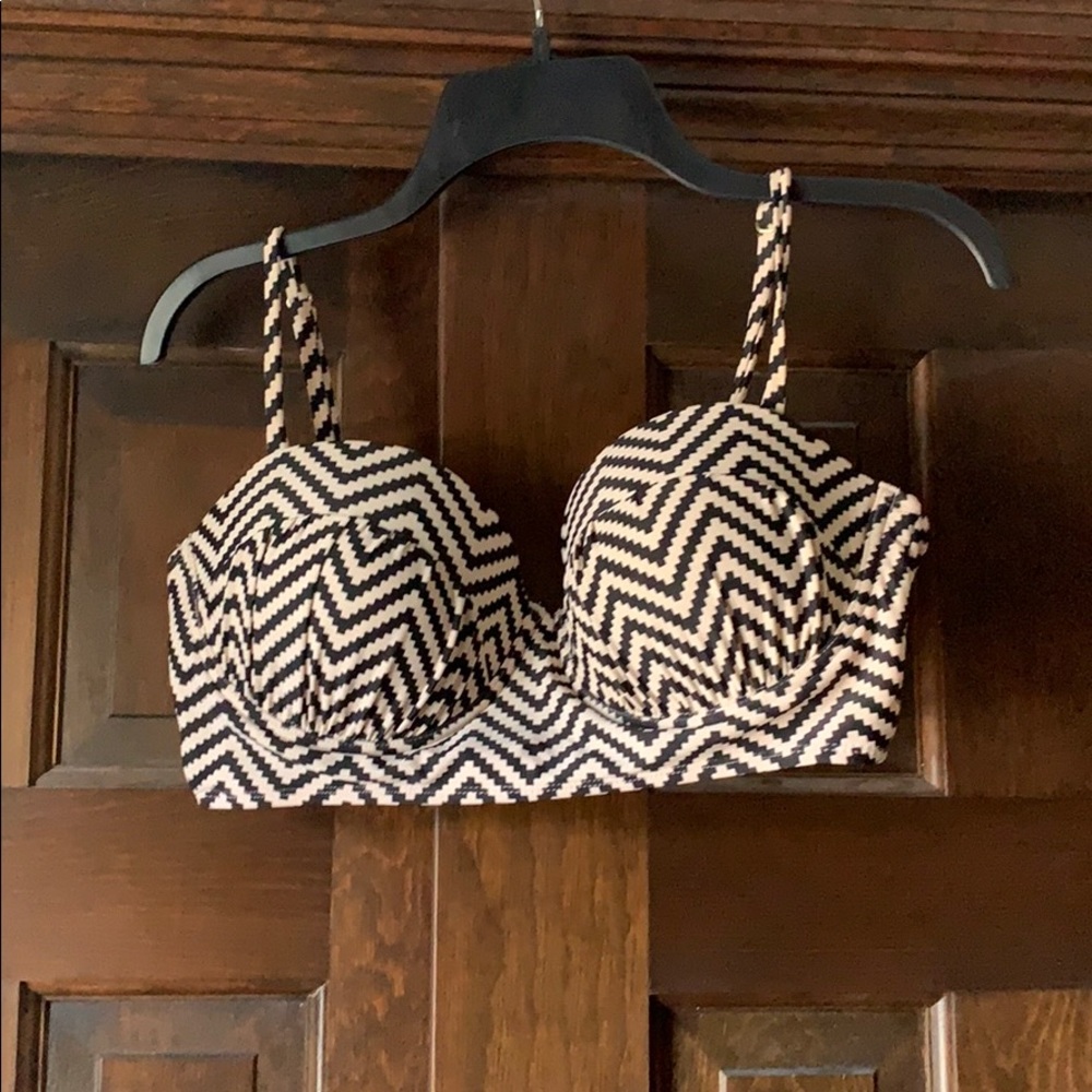 Chevron Swimsuit Top